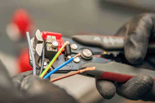 Best Licensed Electrician  in Marion, IN